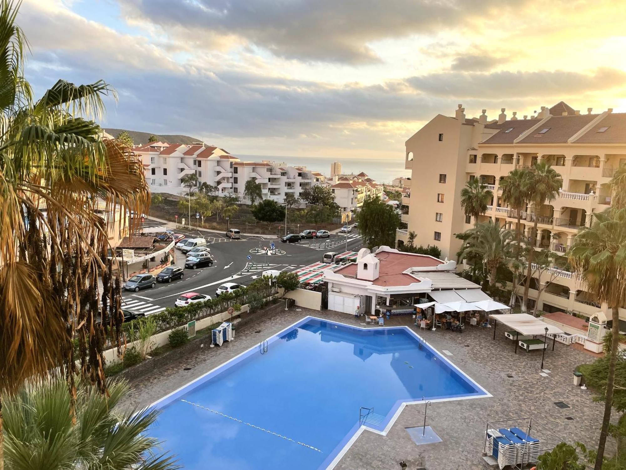 Castle Harbour 3 Apartment Los Cristianos  Exterior photo